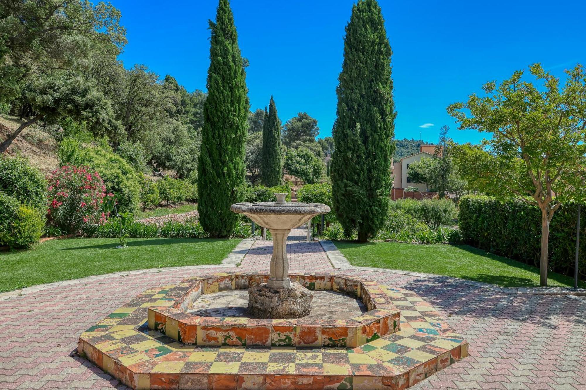 Domaine Des Gueules Cassees La Valette-du-Var Exterior photo